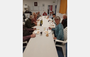 Une vue des convives au repas qui a suivi l'AG du 5 novembre 2025