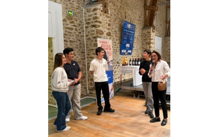 Sandrine en compagnie des jeunes au Festival de Brétigny du 19 septembre 2026